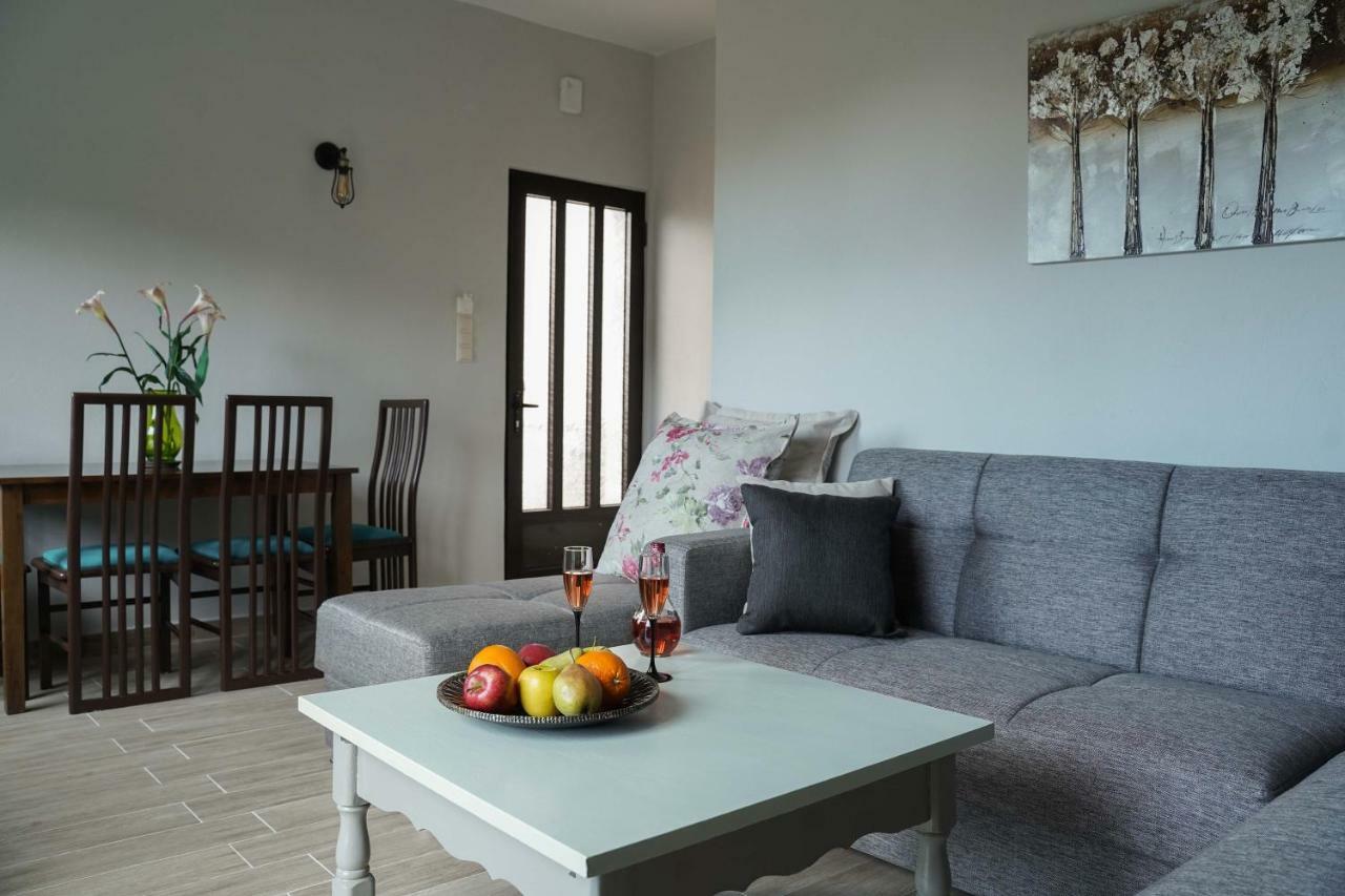Ingreen Apartment Potamia  外观 照片